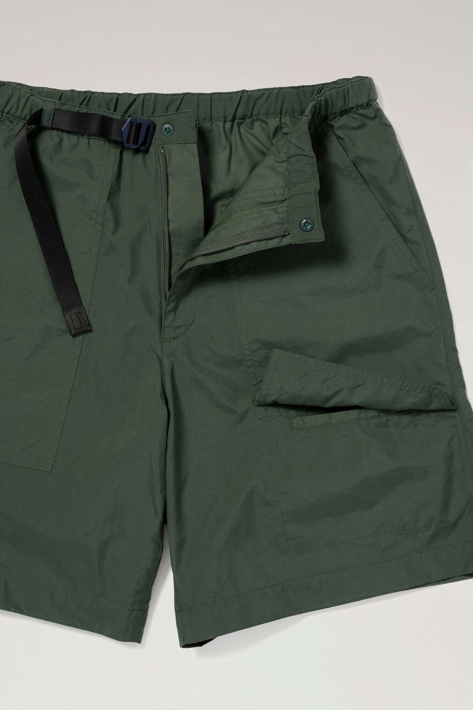 Ranch Shorts in Recycled Nylon Green photo 6 | Woolrich