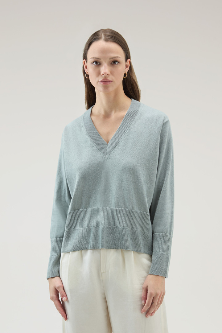 V-Neck Sweater in Cotton and Cashmere Green photo 1 | Woolrich