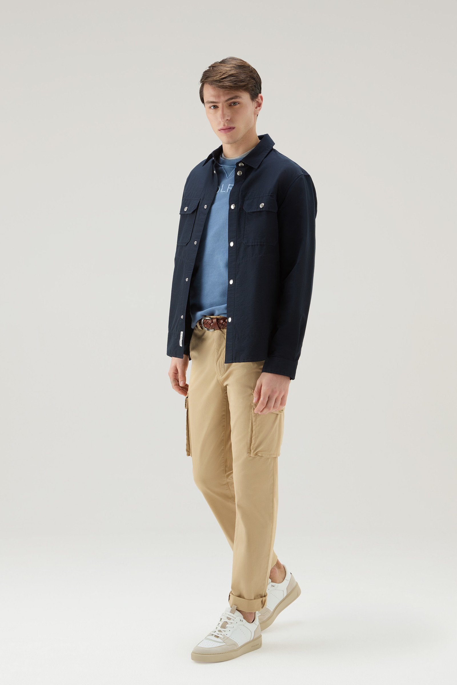 Stückgefärbte Cargohose aus Stretch-Baumwolltwill beige photo 2 | Woolrich