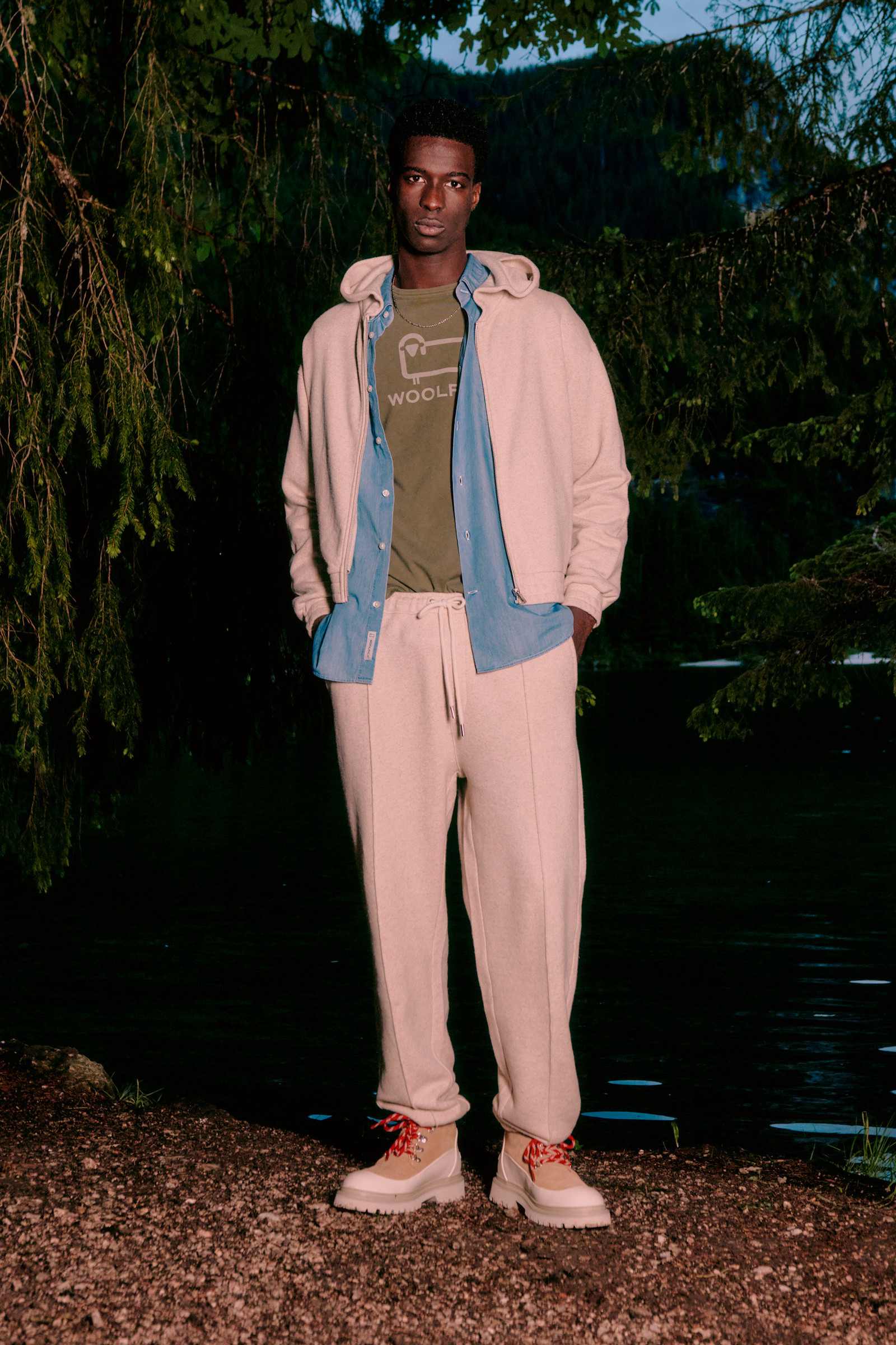 Kapuzenjacke aus Leinen-Baumwollfleece-Mischung beige photo 10 | Woolrich
