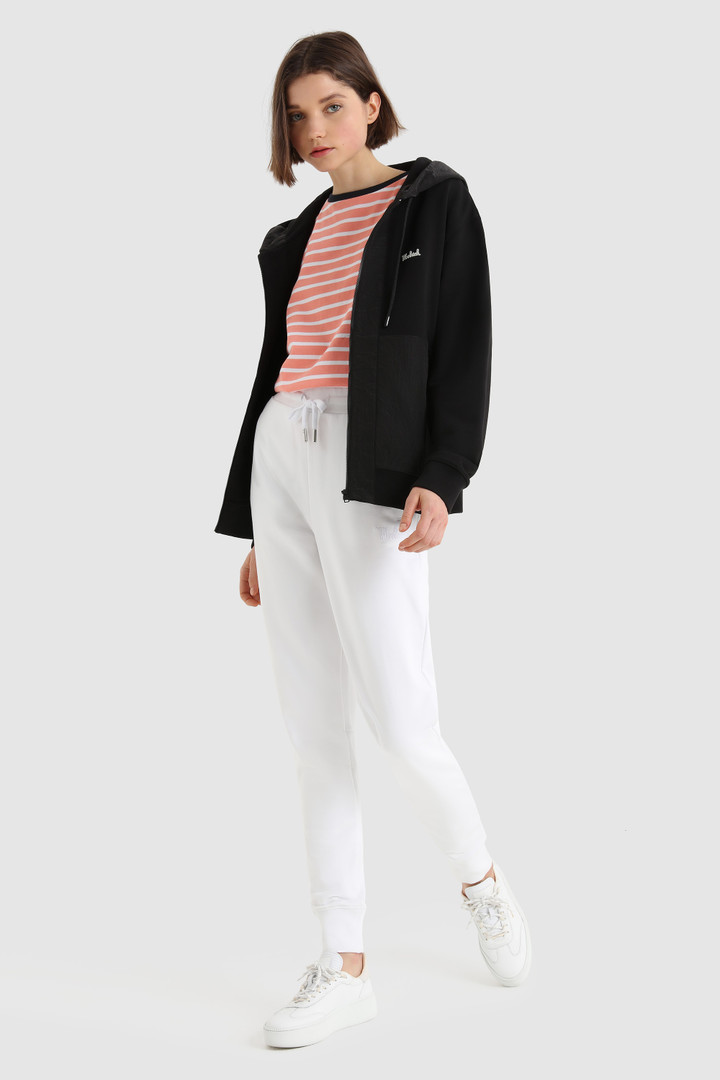 Sudadera con capucha de vellón con cremallera y detalles de nailon arrugado negro photo 2 | Woolrich