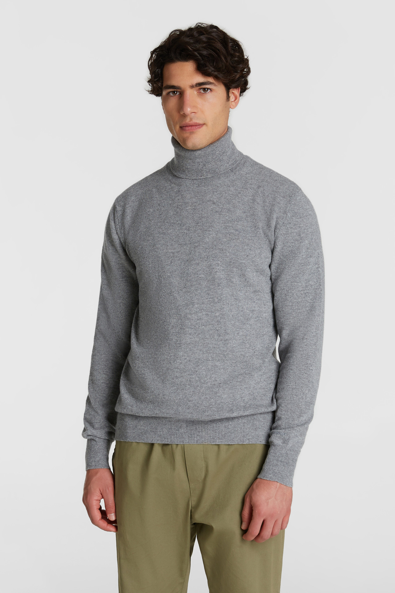 Wollpullover mit Rollkragen