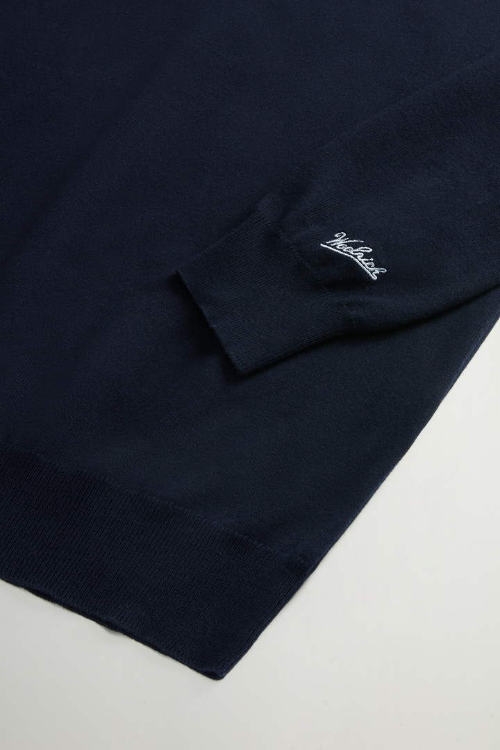 Crewneck Sweater in Pure Cotton with Embroidered Logo Blue photo 7 | Woolrich