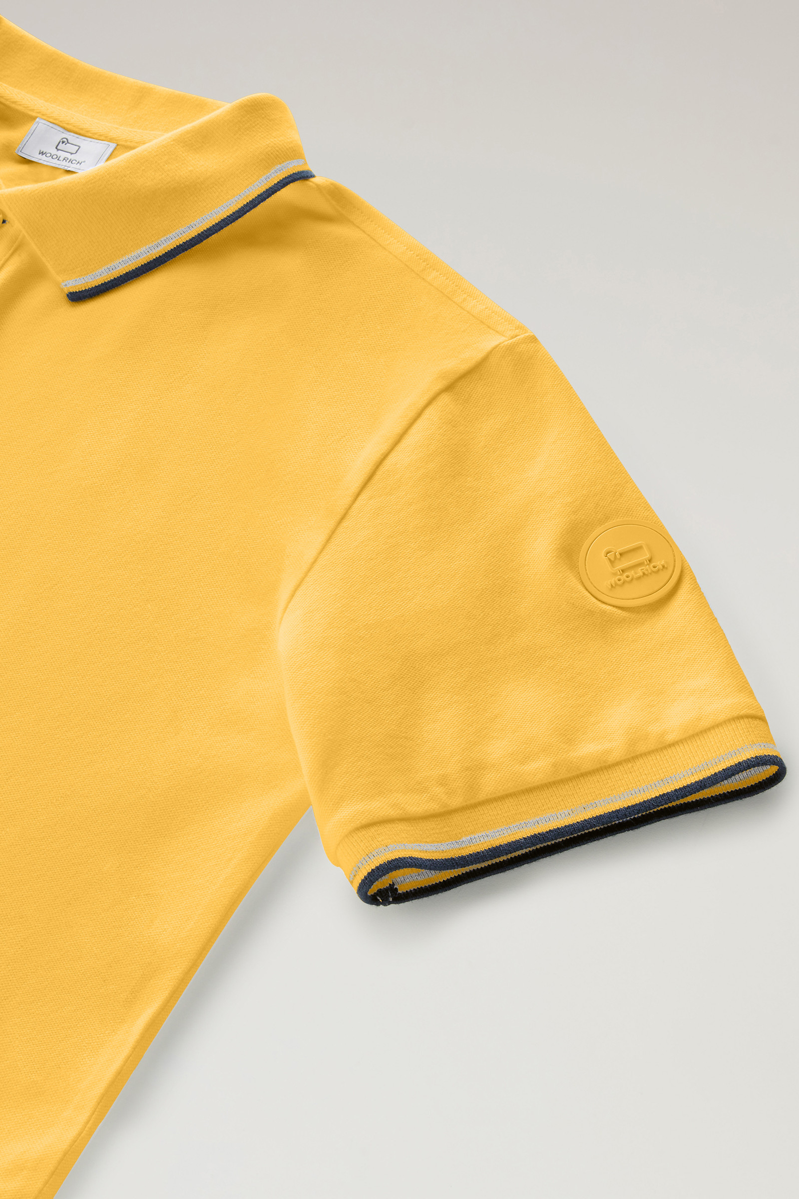Polo Monterey de piqué de algodón elástico amarillo photo 6 | Woolrich