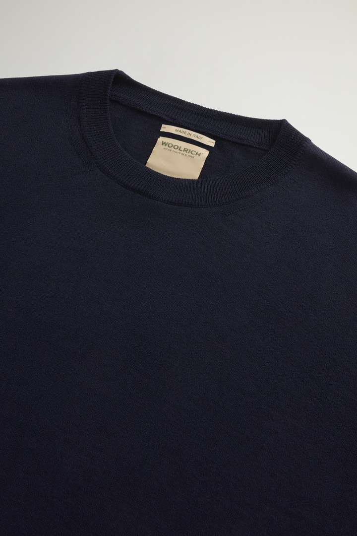 Crewneck Sweater in Pure Merino Virgin Wool Blue photo 6 | Woolrich