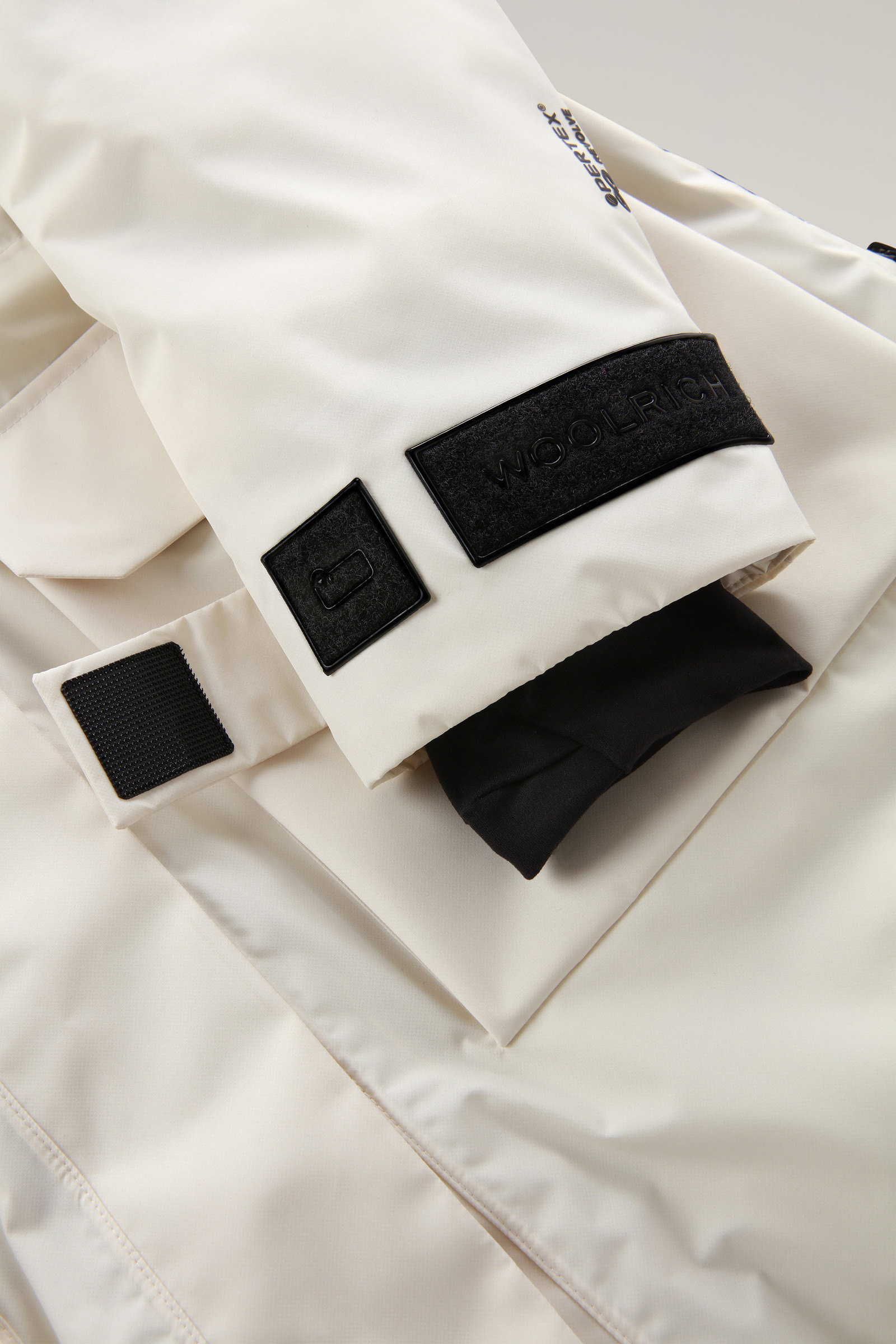 Harveys Waterproof Parka in Pertex Revolve White photo 11 | Woolrich