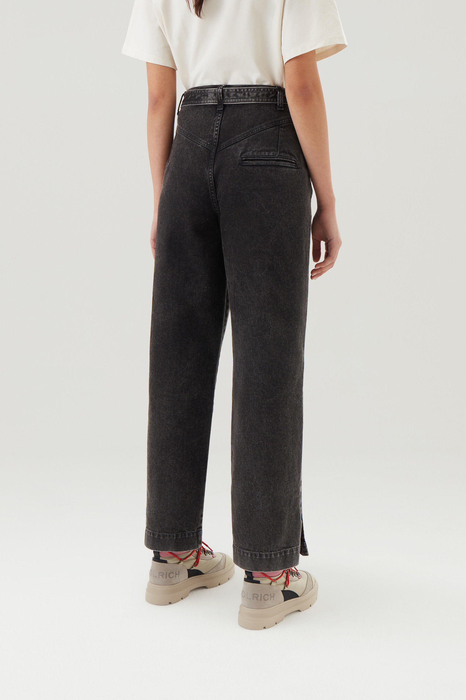 Garment-Dyed Denim with Removable Belt Black photo 3 | Woolrich