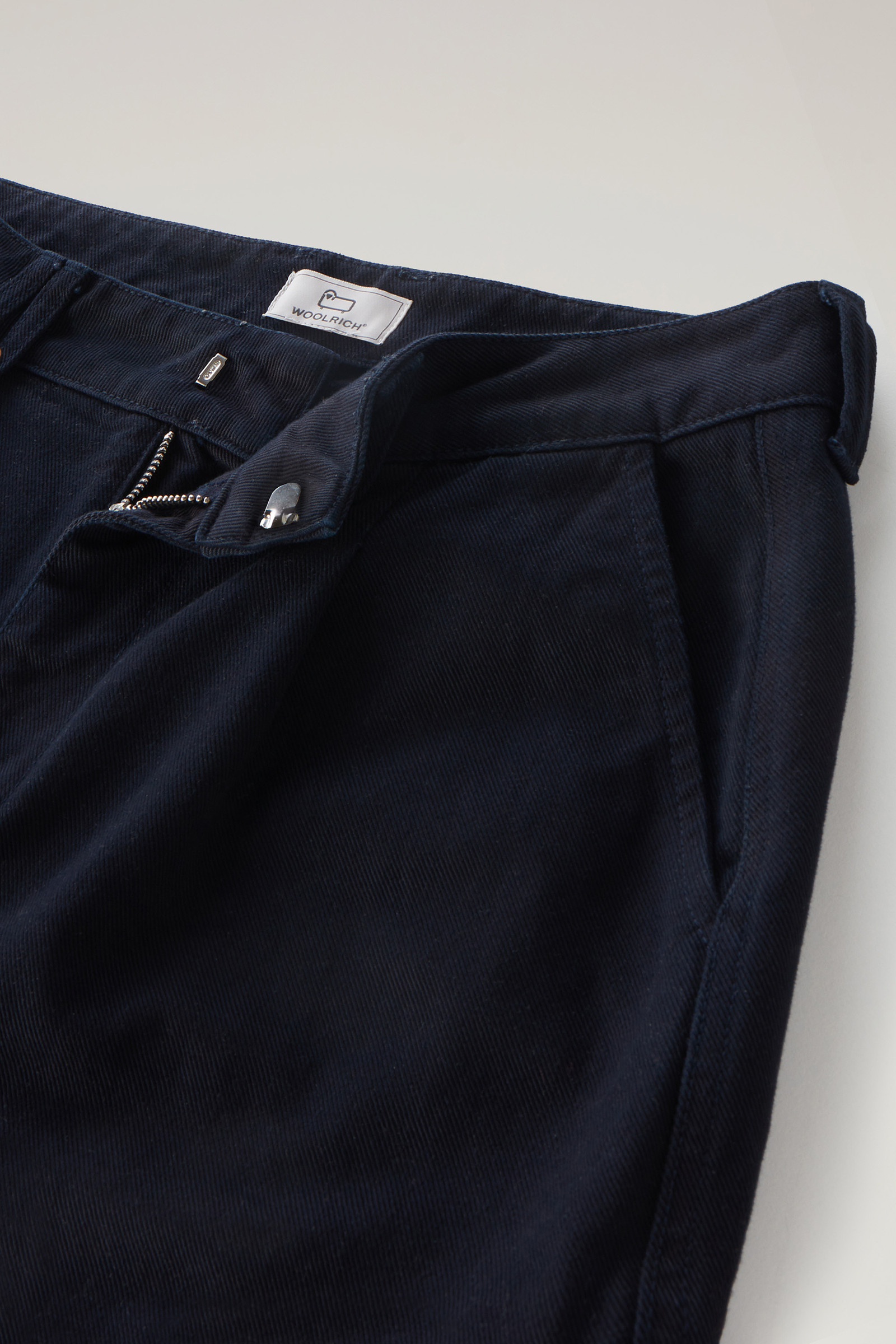 Pantalon cargo teint en pièce en sergé de pur coton bleu photo 5 | Woolrich