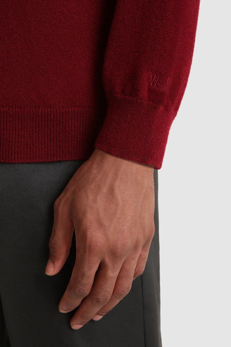 Luxuriöser Pullover mit Rundhalsausschnitt aus Kaschmirgarn