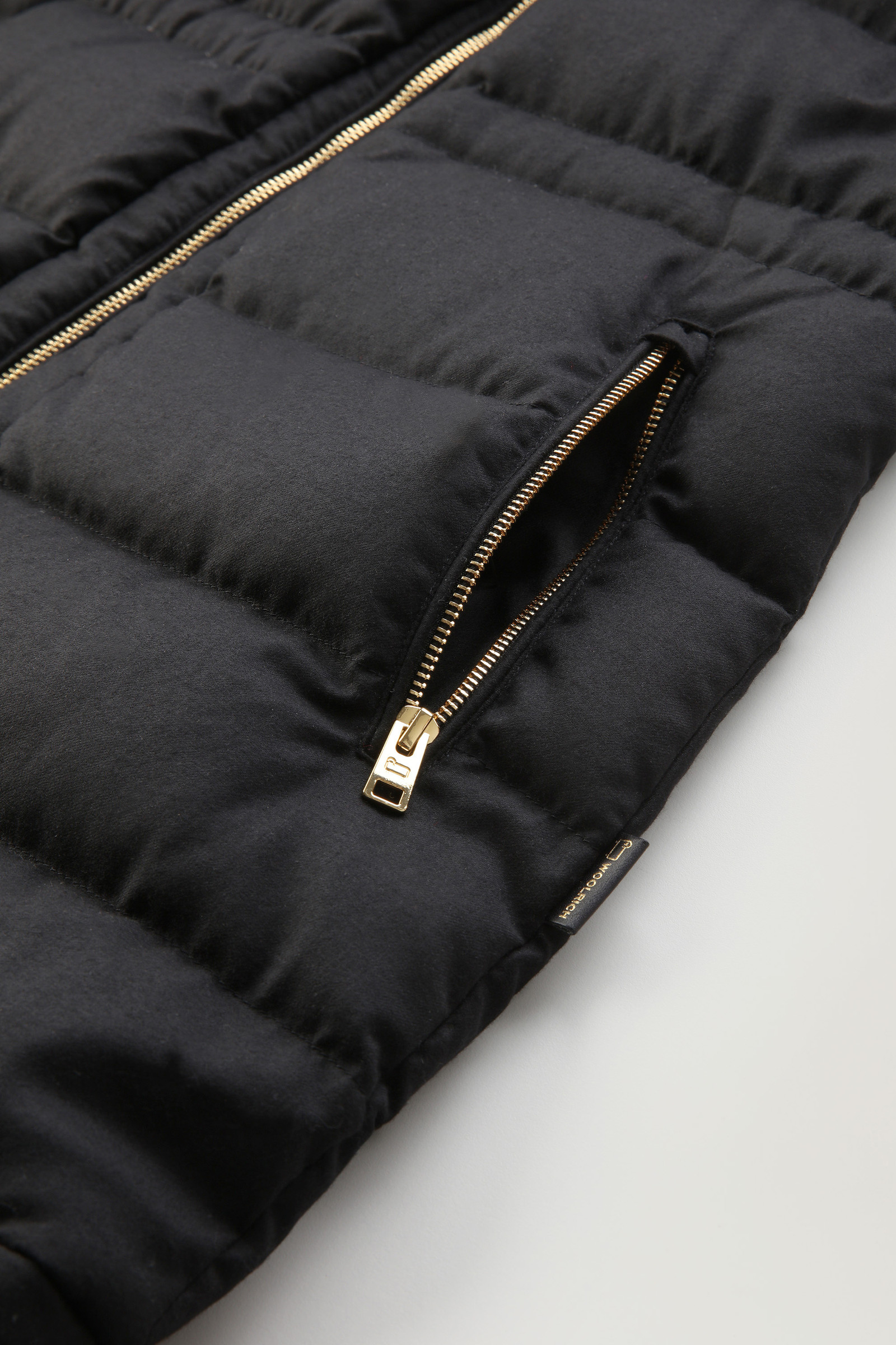 Luxury Long Parka Crafted with a Loro Piana Fabric in Wool and Silk Blend Black photo 7 | Woolrich