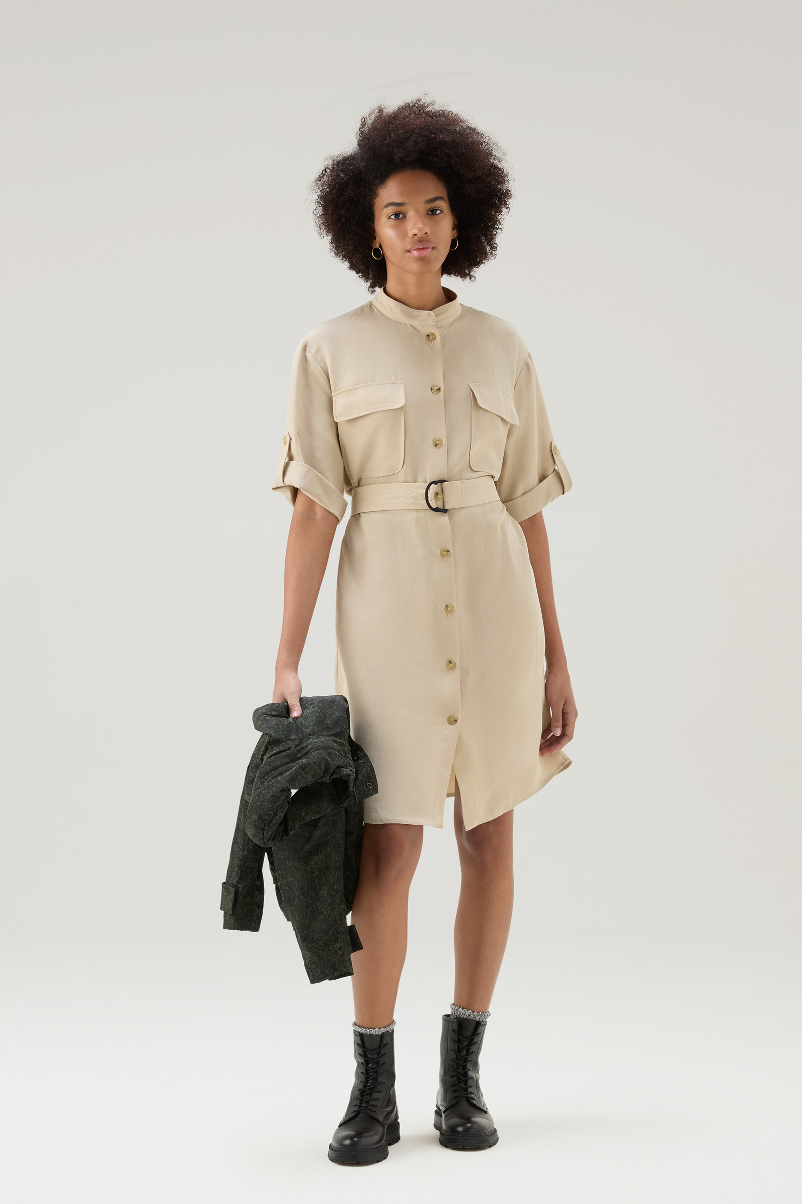 Utility-jurk van linnen met riem beige photo 2 | Woolrich