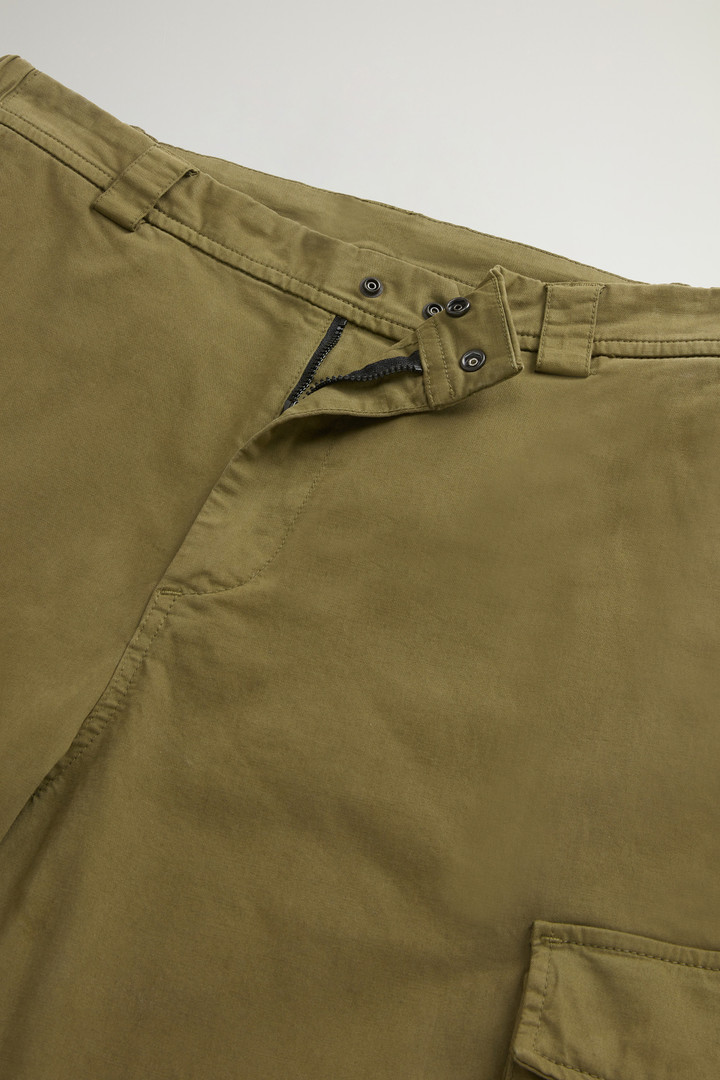 Garment-dyed Cargo Pants in Stretch Cotton Green photo 5 | Woolrich