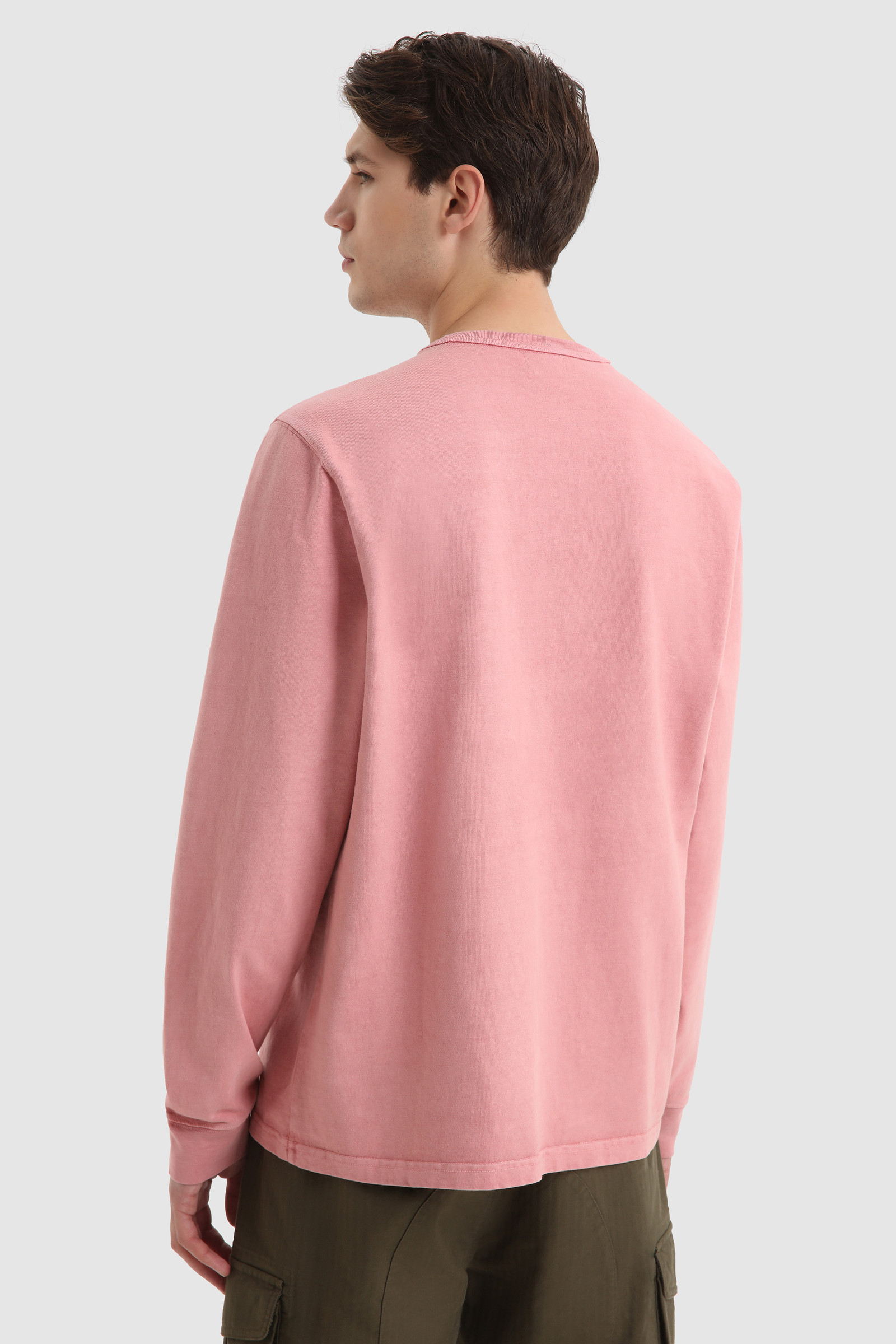 Long-Sleeve T-Shirt in Garment-Dyed Cotton Pink photo 3 | Woolrich