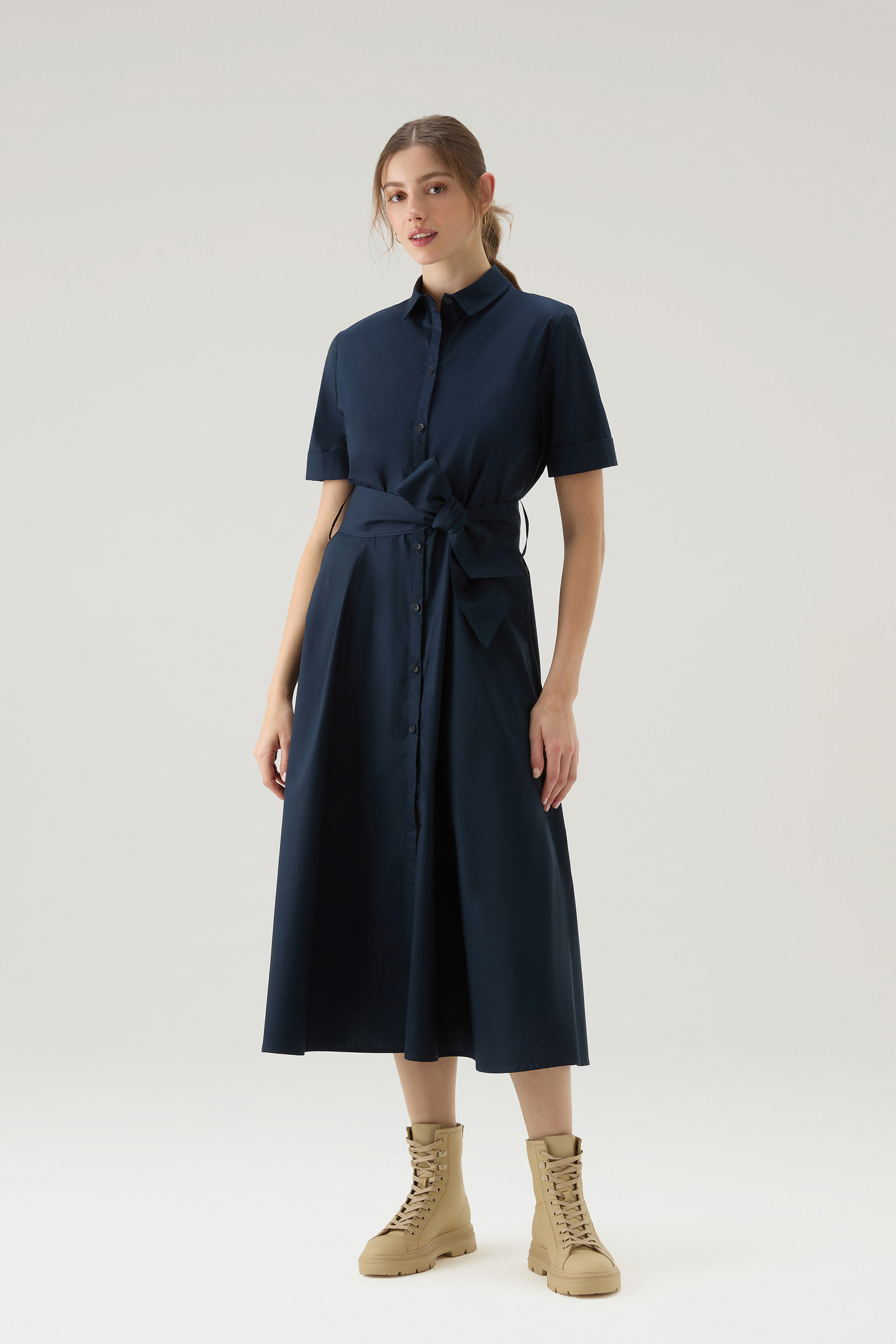 Vestido camisero midi de popelina de puro algodón azul photo 2 | Woolrich