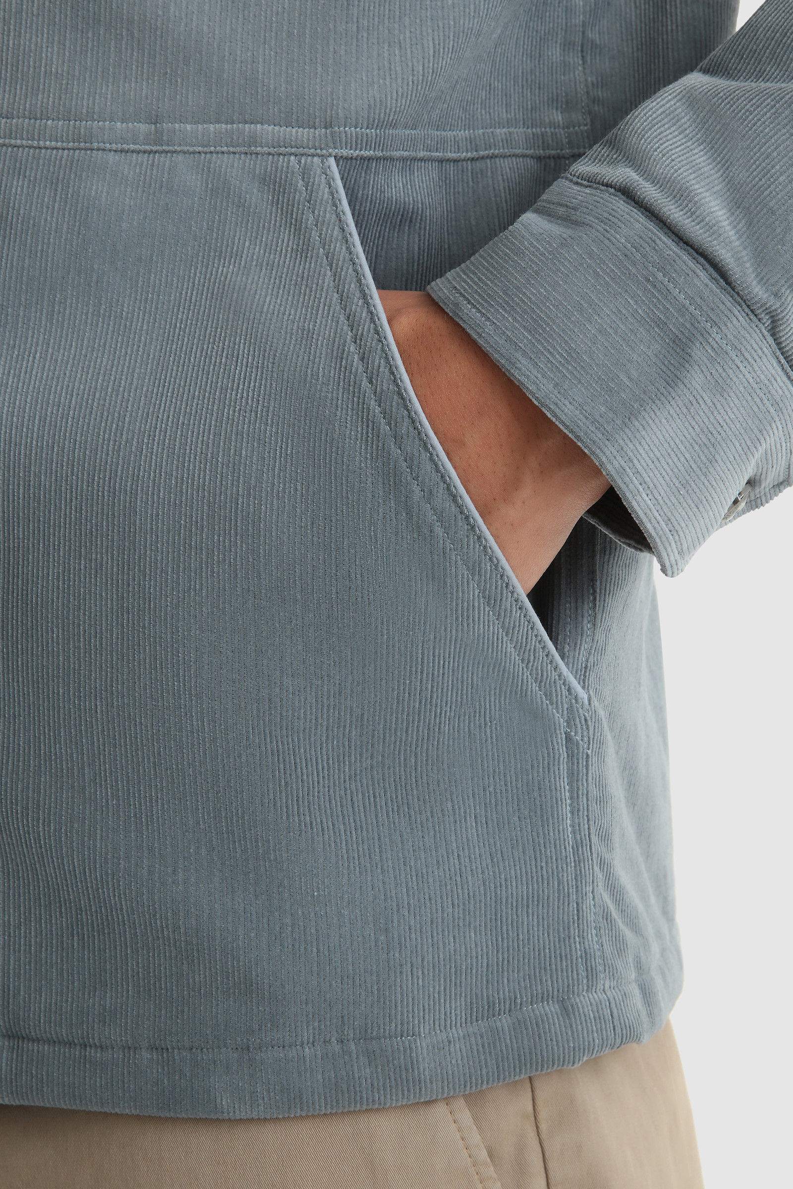Stag Shirt in Velvet with PrimaLoft Padding Blue photo 6 | Woolrich