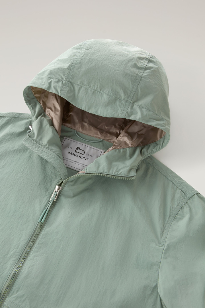 Veste coupe-vent à capuche en nylon crinkle Vert photo 6 | Woolrich
