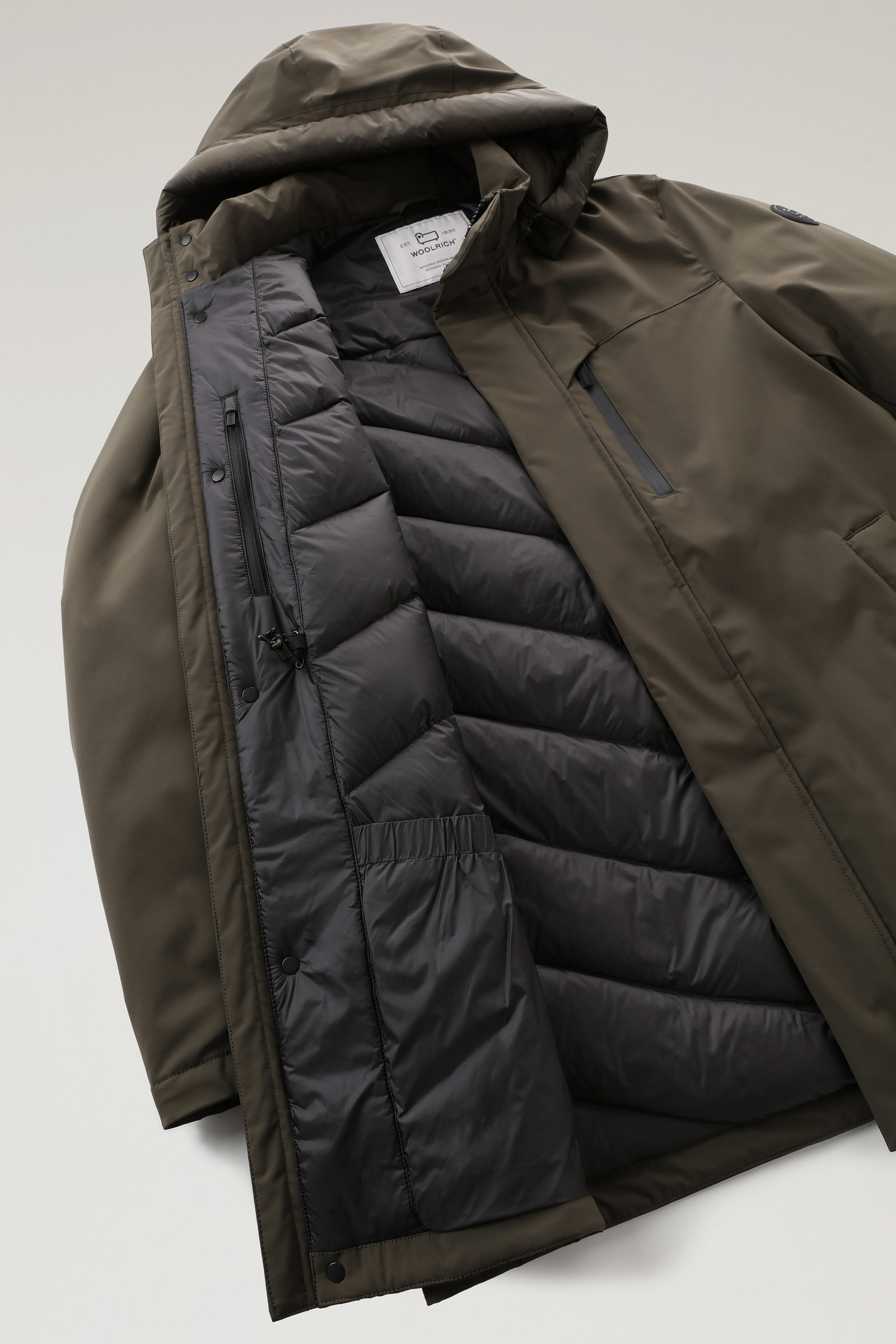 Mountain Stretch Parka Green photo 11 | Woolrich