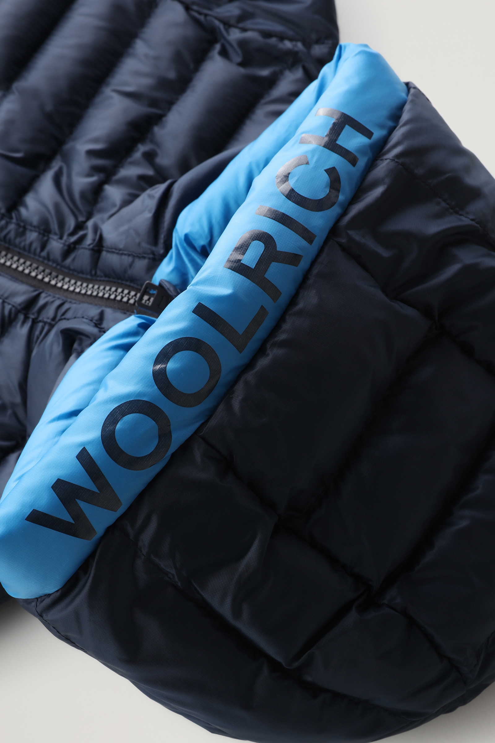 Sundance Daunenjacke mit Kapuze für Jungen aus recyceltem Ripstop blau photo 4 | Woolrich