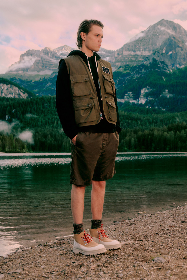 Garment-Dyed Chino Shorts in Stretch Cotton Green photo 7 | Woolrich