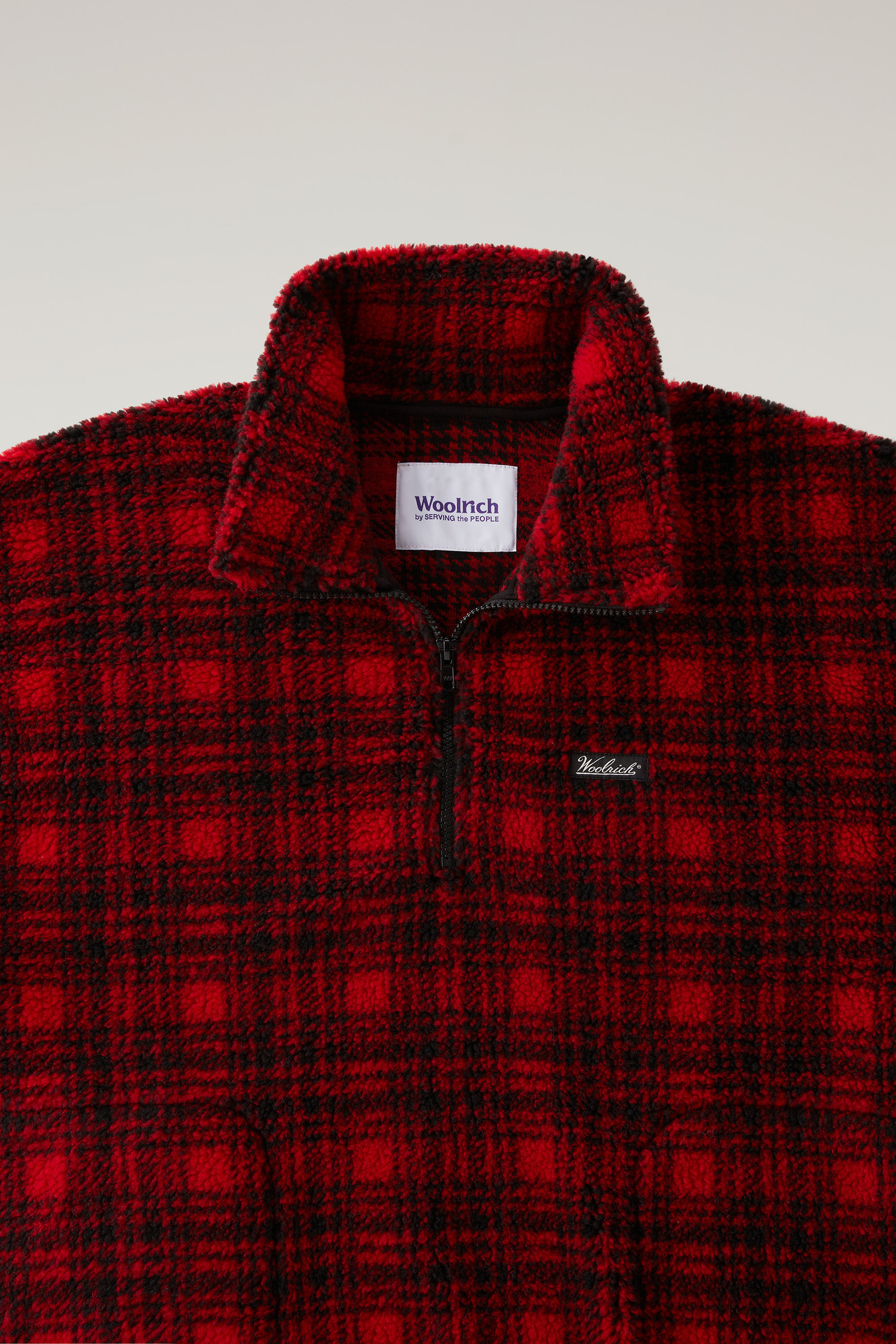 Sweat-shirt à capuche en sherpa de laine mélangée, avec demi-zip Serving the People / Woolrich rouge photo 6 | Woolrich
