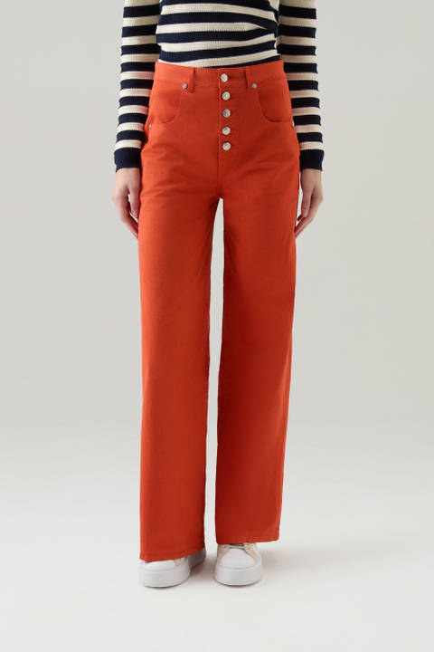 Pantalones de sarga de algodón elástico teñido en prenda Naranja | Woolrich