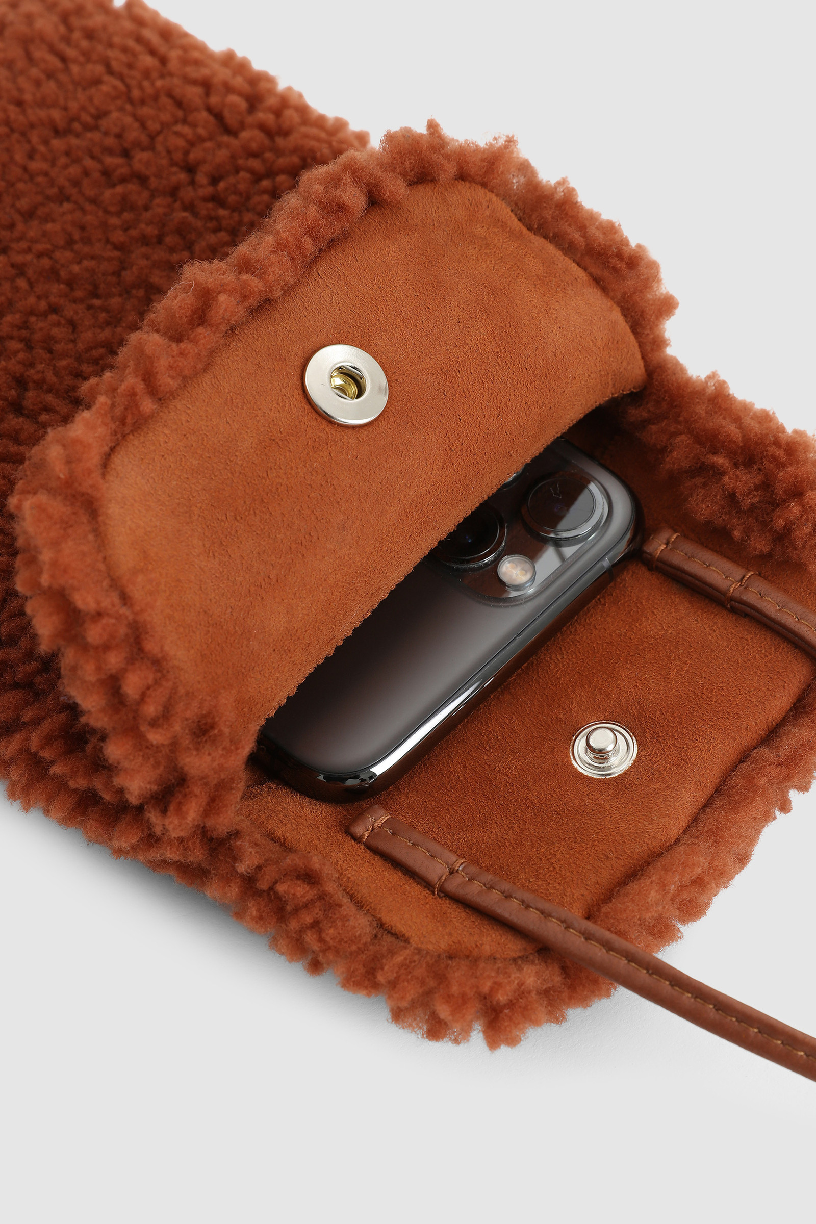 Woolrich X Toasties Phone Case with Neck Strap Brown photo 4 | Woolrich