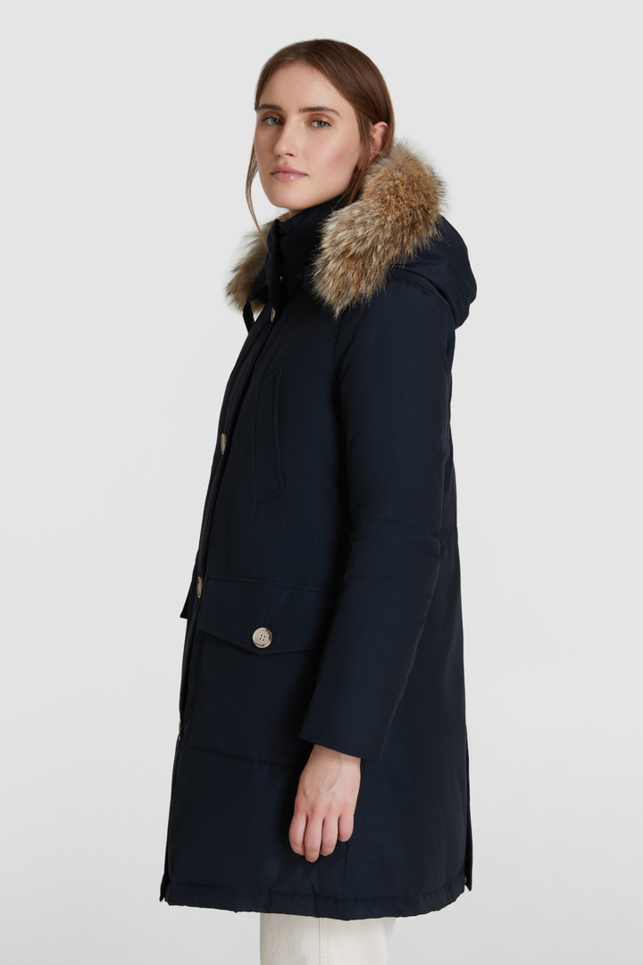 Parka Arctic longue en fourrure de coyote