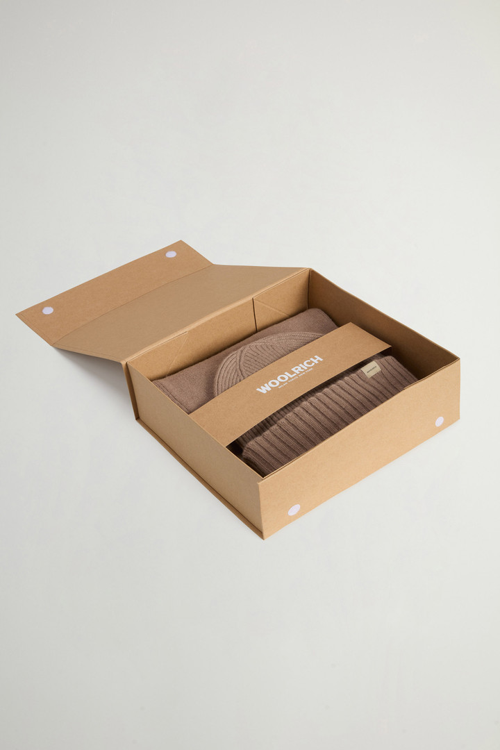 Cadeauset met muts en sjaal van wolmix Bruin photo 3 | Woolrich