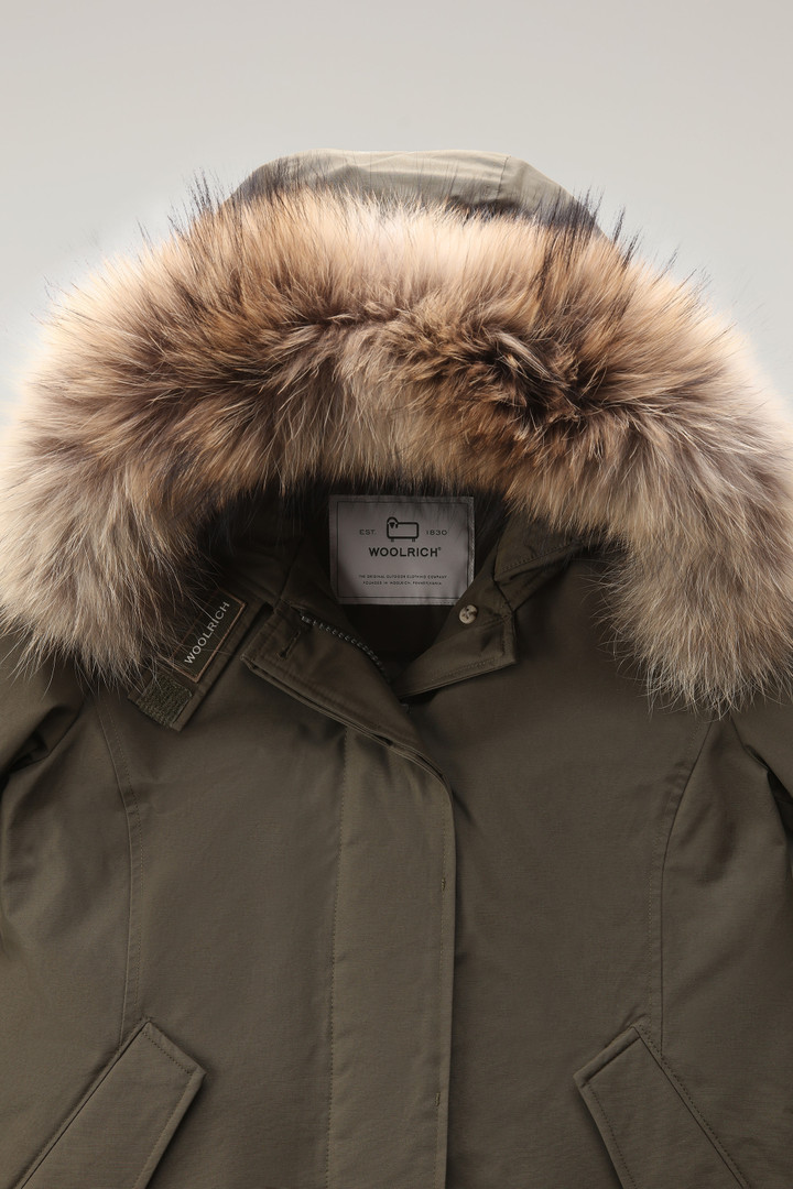 Short Arctic Parka in Ramar Cloth with Detachable Fur Green photo 2 | Woolrich