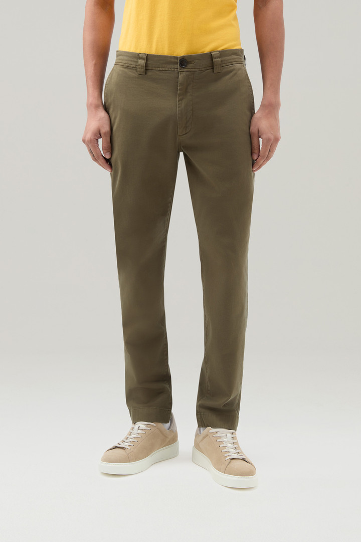 Garment-Dyed Classic Chino Pant in Stretch Cotton Green photo 1 | Woolrich