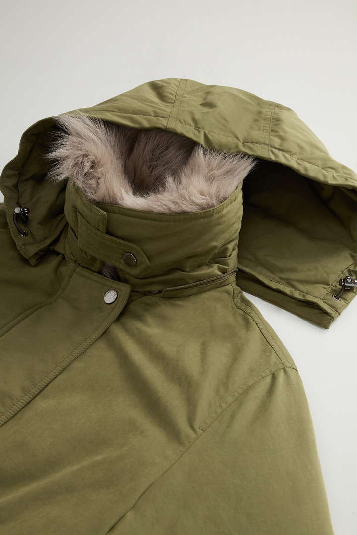 Short Arctic Parka in Mountain Cloth with Removable Hood and Fur Green photo 8 | Woolrich