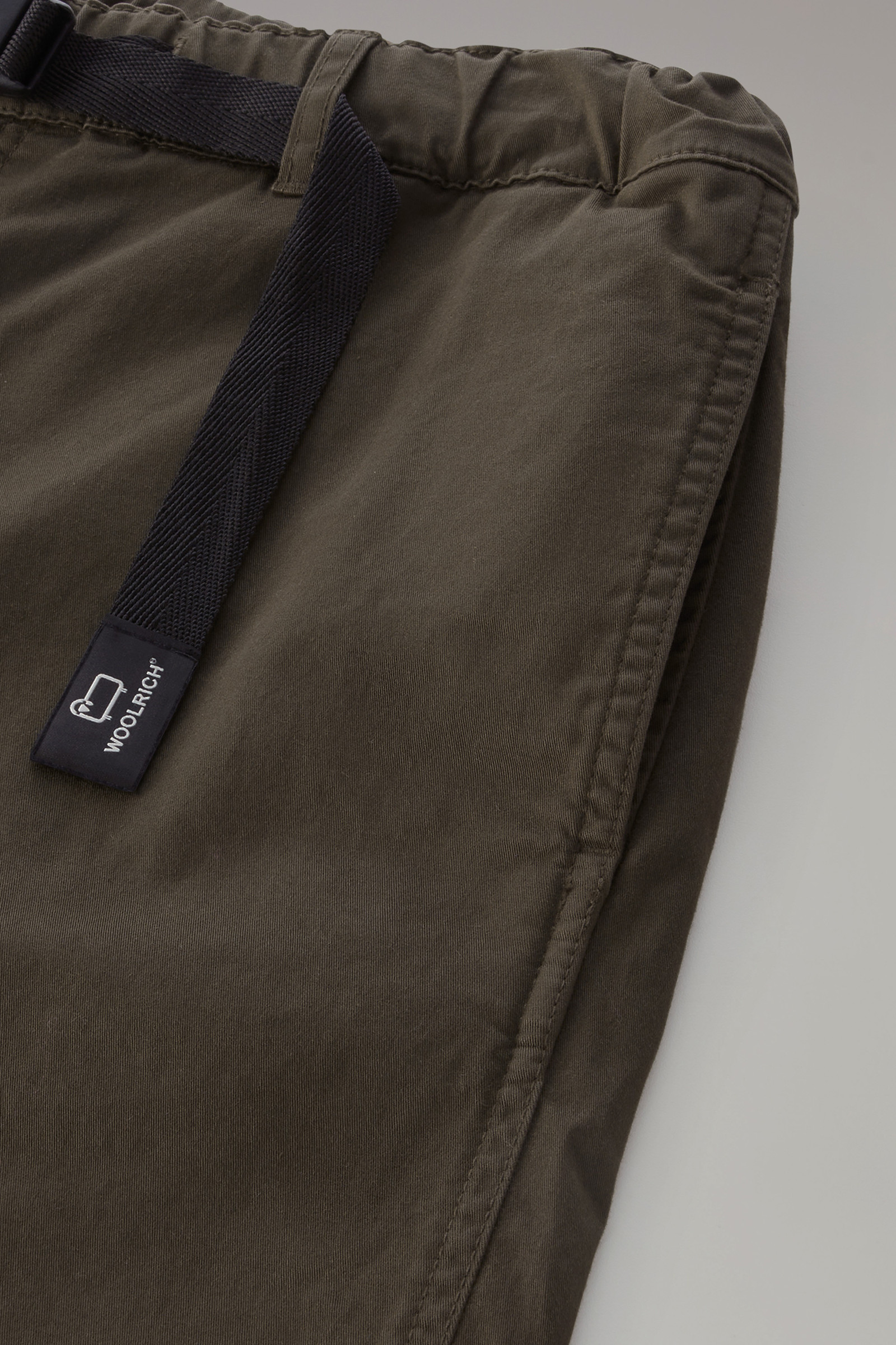Garment-Dyed Chino Shorts in Stretch Cotton Green photo 6 | Woolrich