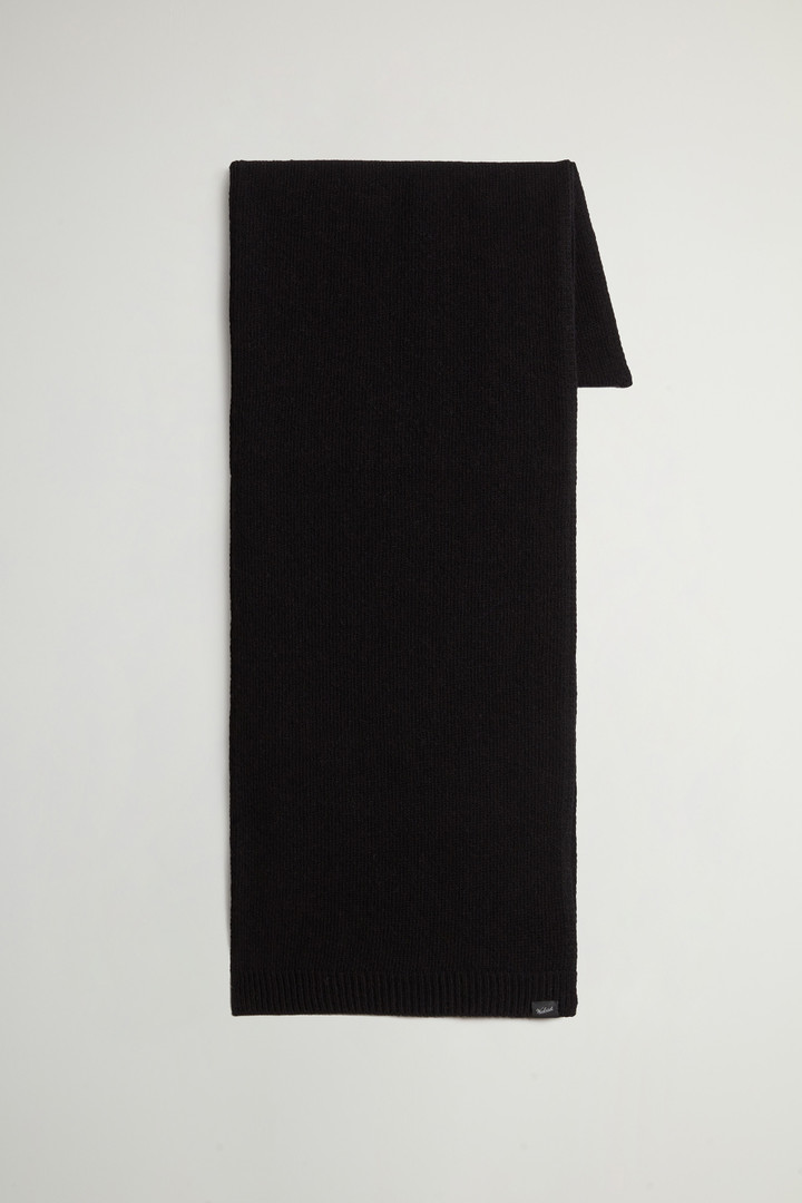 Merino Virgin Wool-Blend Scarf Black photo 1 | Woolrich