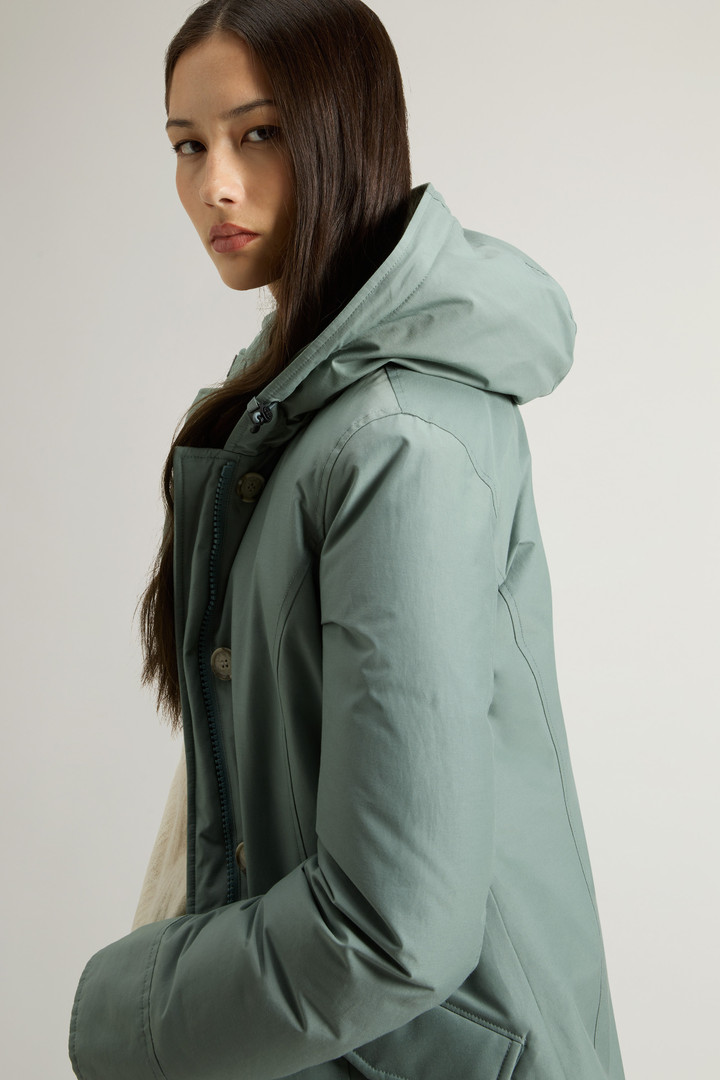 Arctic Parka aus Ramar Cloth mit abnehmbarem Pelzbesatz Grün photo 4 | Woolrich