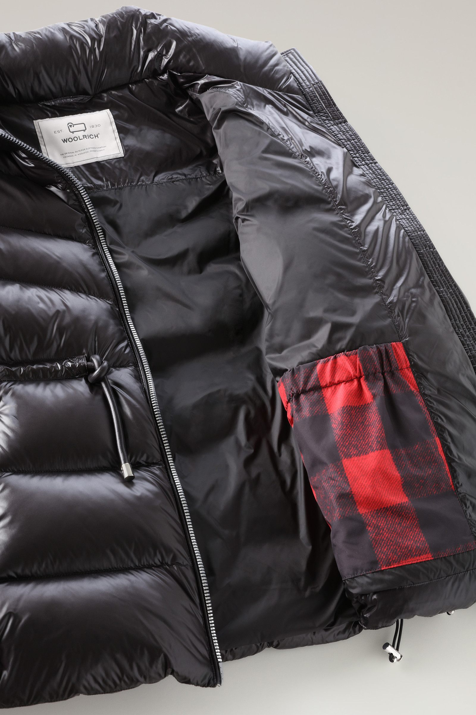 Women's Aliquippa Down Jacket in Glossy Nylon with a Drawstring