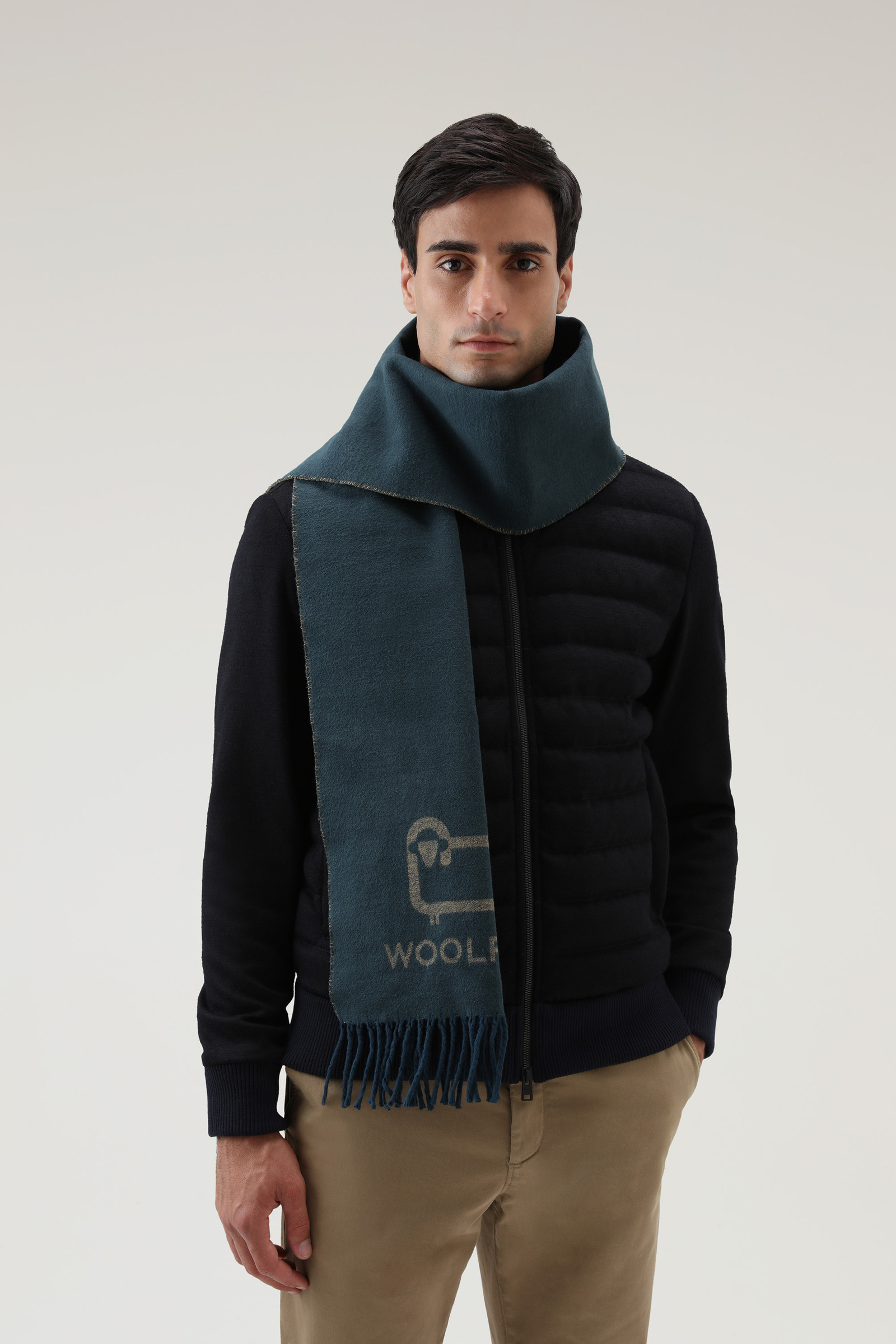 Tweekleurige sjaal van geborsteld katoen blauw photo 4 | Woolrich