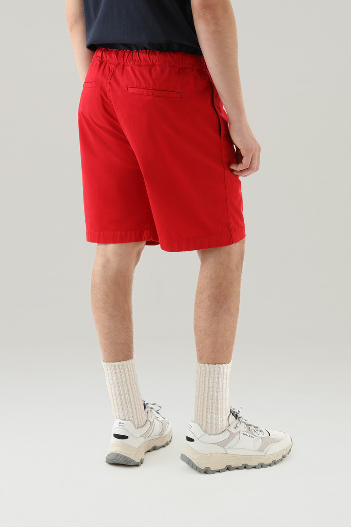Garment-Dyed Chino Shorts in Stretch Cotton Red photo 2 | Woolrich