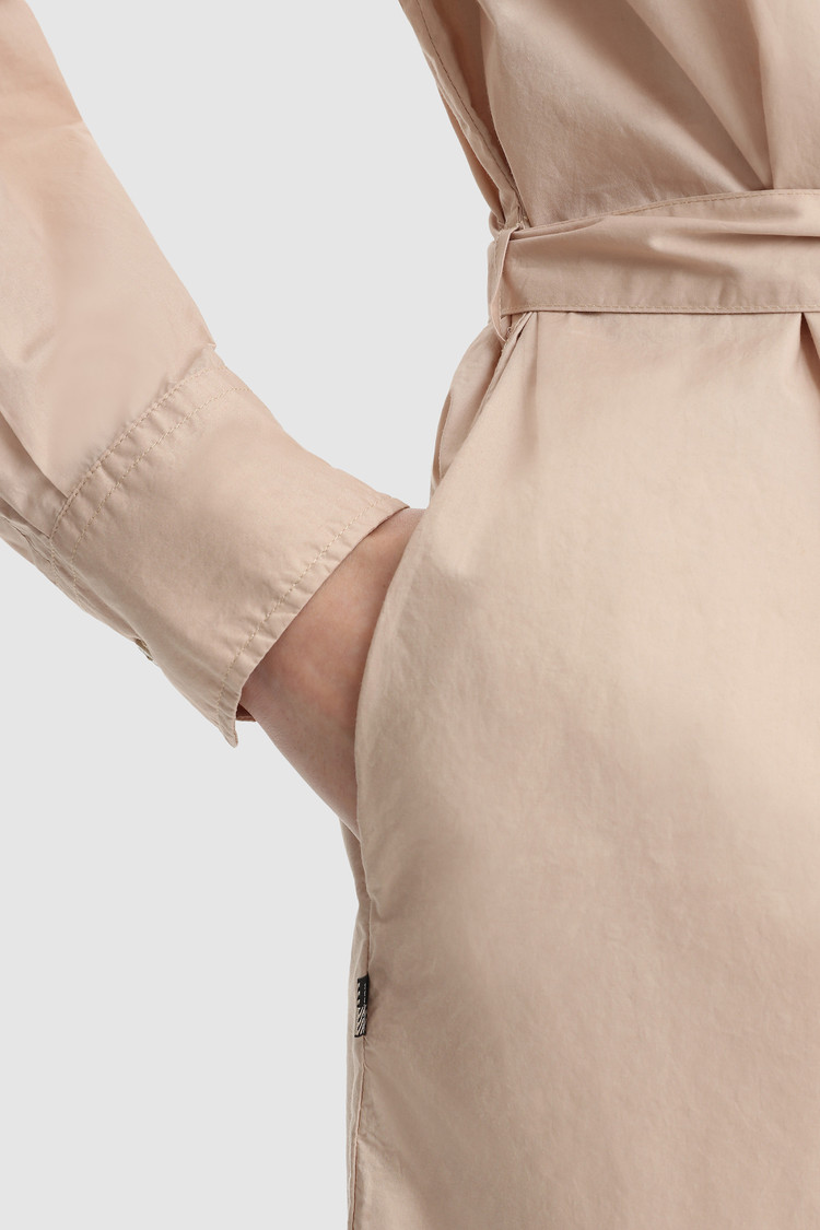 Vestido con cinturòn de popelina