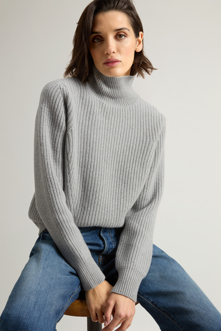 Canberra Turtleneck Sweater in Pure Virgin Wool Gray photo 4 | Woolrich