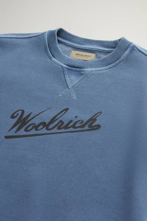 Garment-dyed Boys’ Crewneck Sweatshirt in Pure Cotton with Logo Blue photo 2 | Woolrich