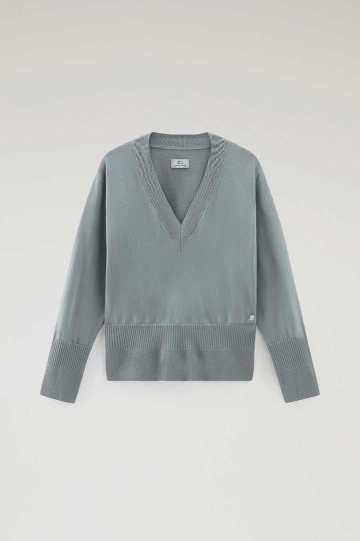 V-Neck Sweater in Cotton and Cashmere Green photo 5 | Woolrich