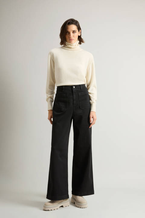 Garment-Dyed Wide-Leg Pants in Stretch Cotton Twill Black | Woolrich