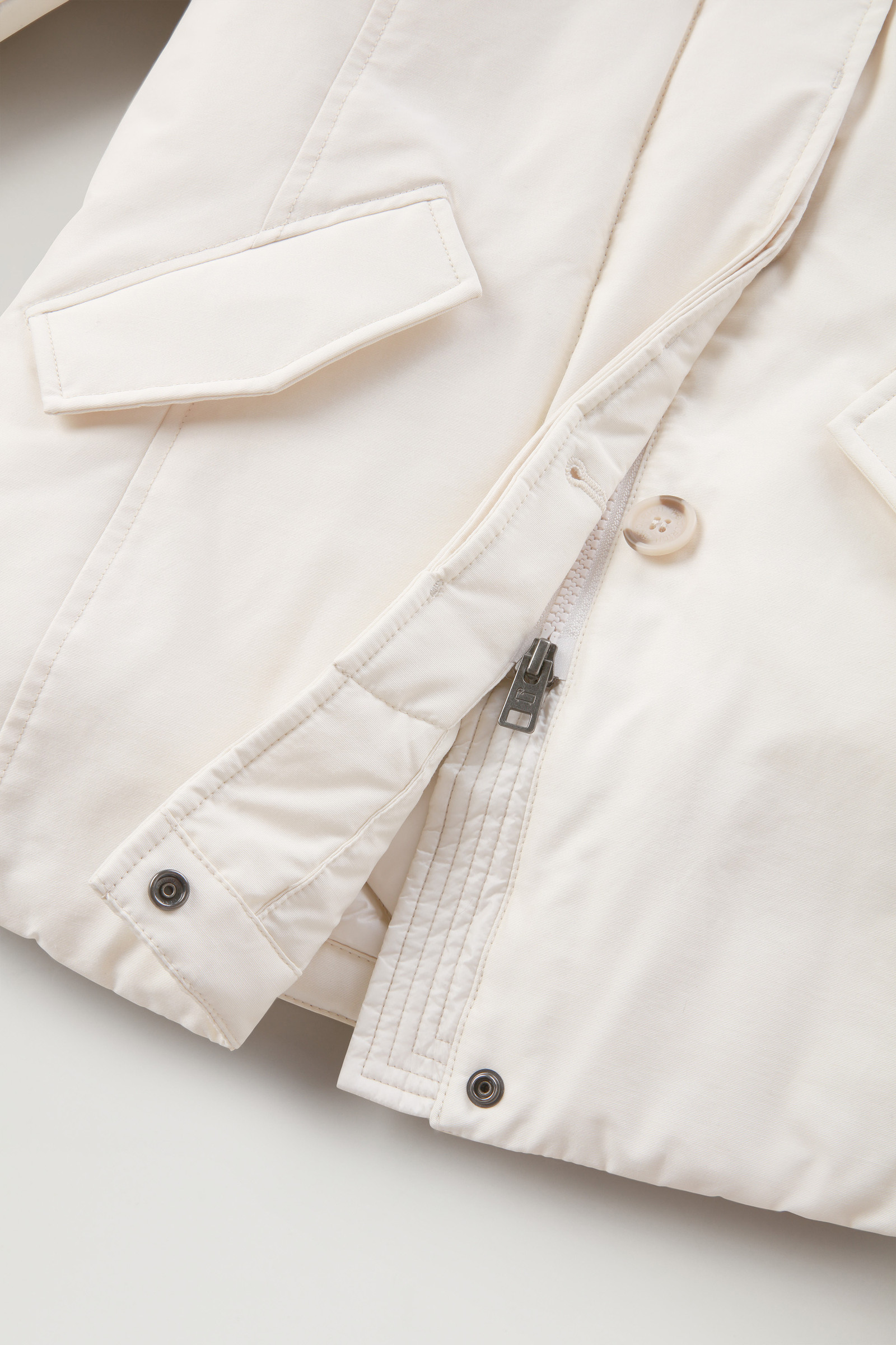 Girls' Arctic Parka Cloth in Ramar White photo 4 | Woolrich