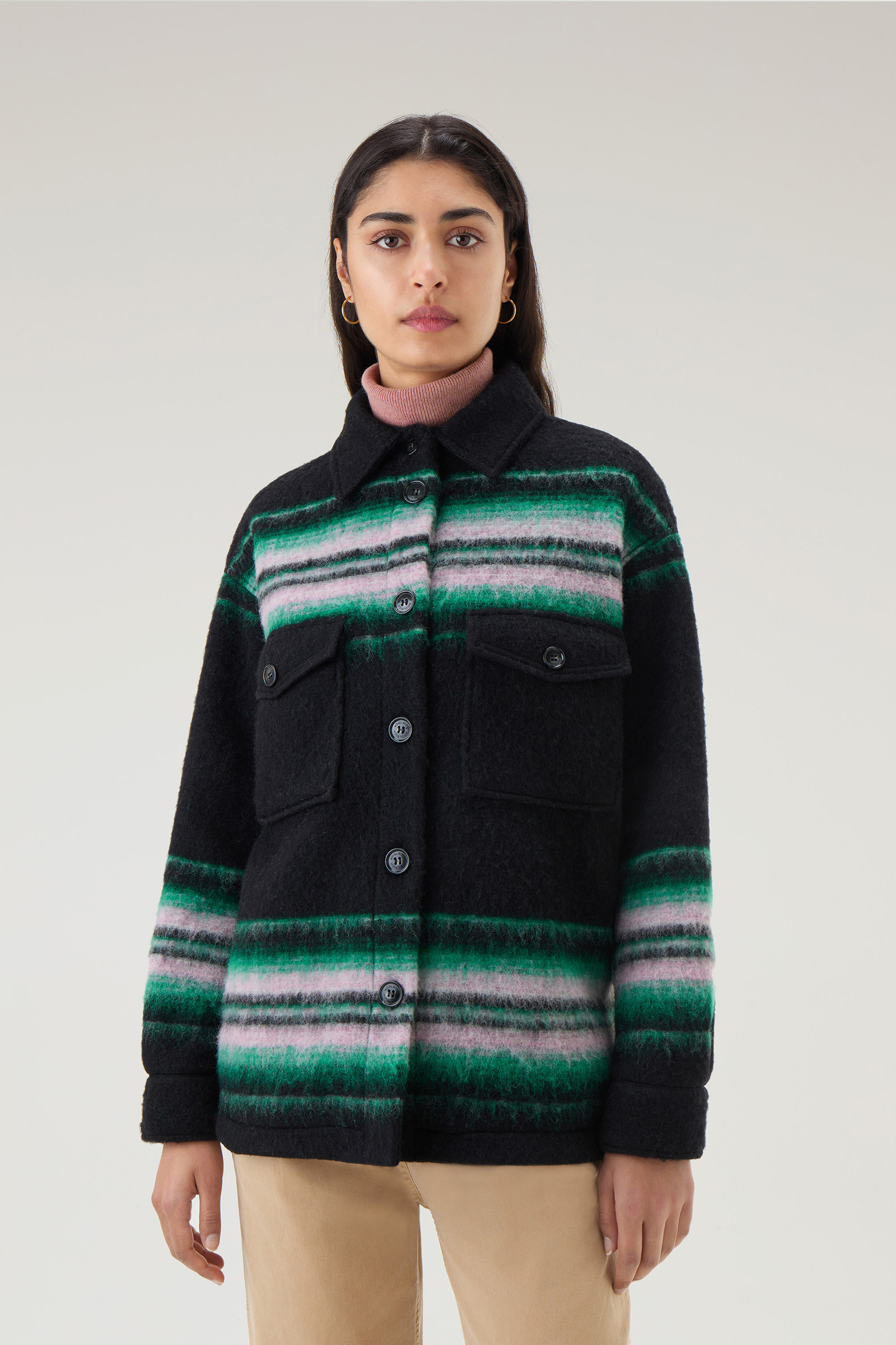 Gentry Overshirt in Wool Blend Black | Woolrich