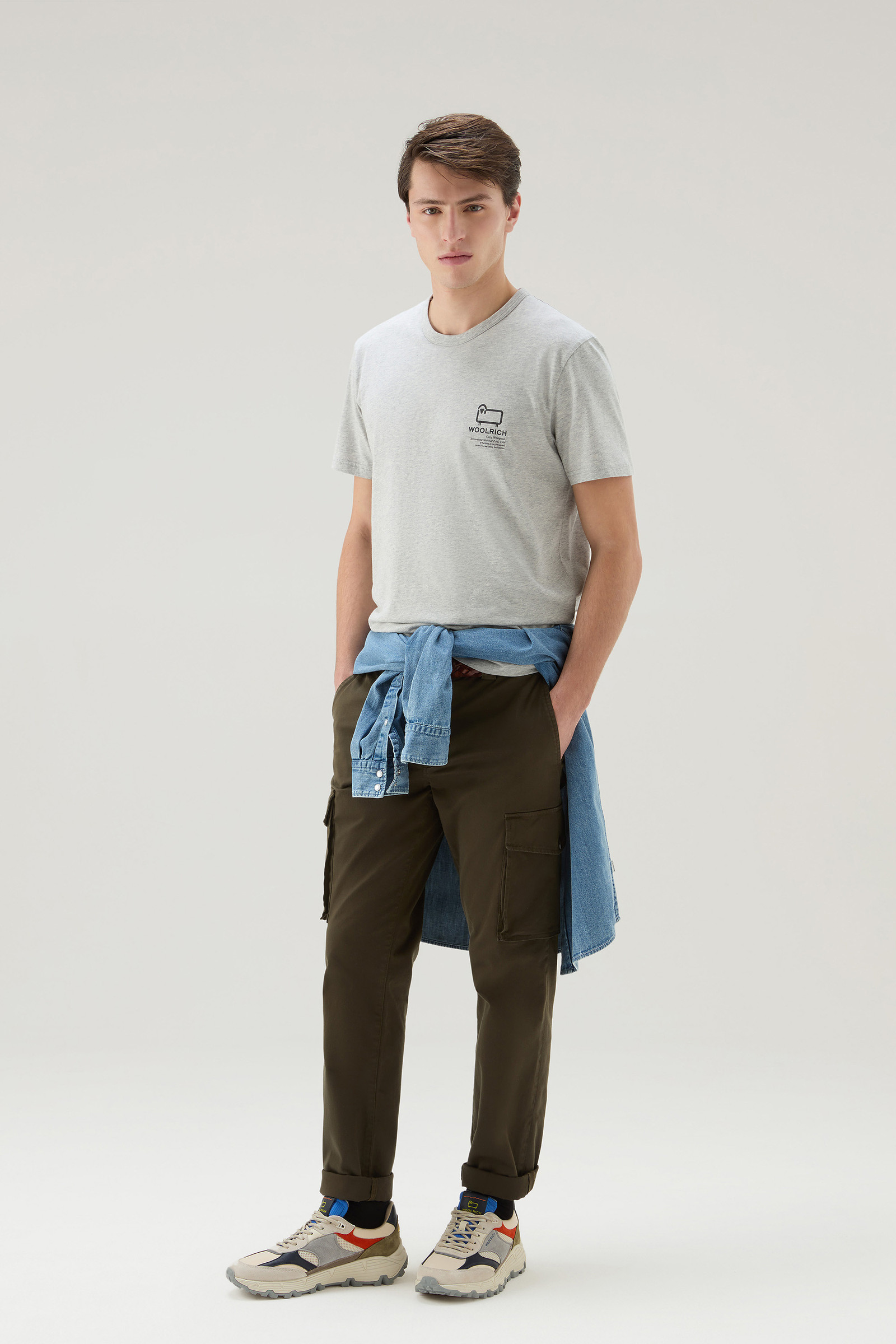 T-shirt aus reiner Baumwolle mit Yellowstone-Grafikprint grey photo 2 | Woolrich
