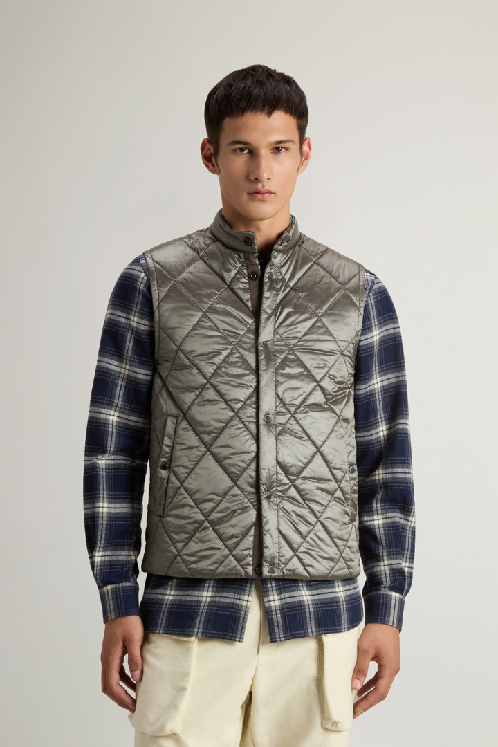 Yarn-Dyed Quilted Nylon Vest Gray photo 1 | Woolrich