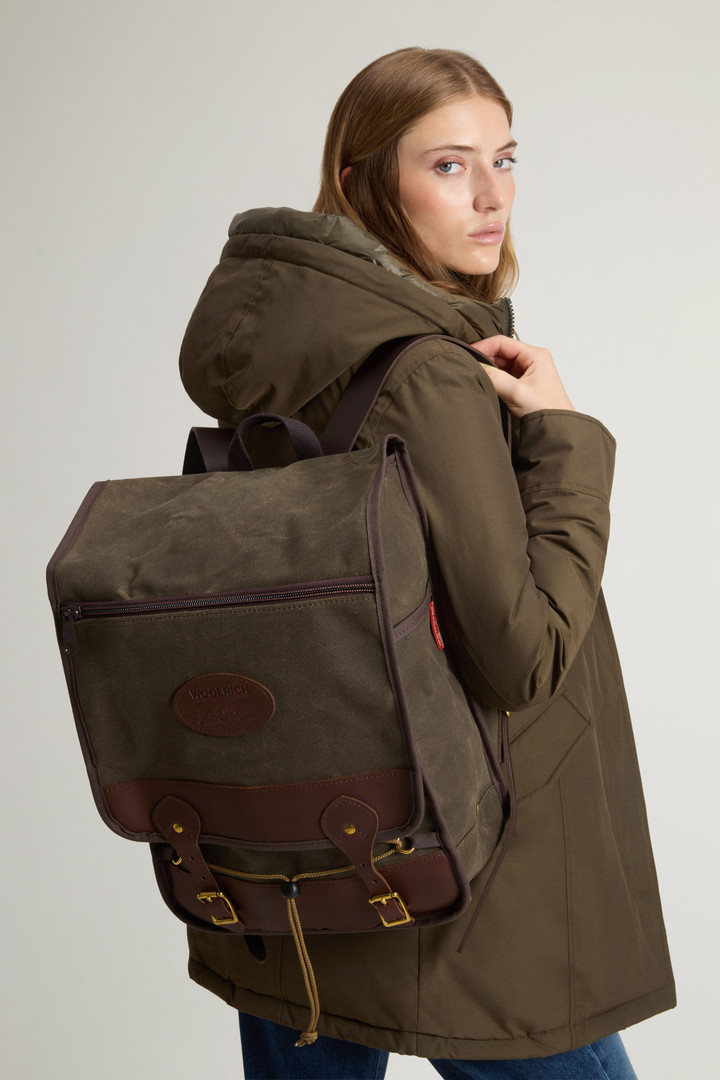 Mesabi Range Backpack in Waxed Pure Cotton Green photo 8 | Woolrich