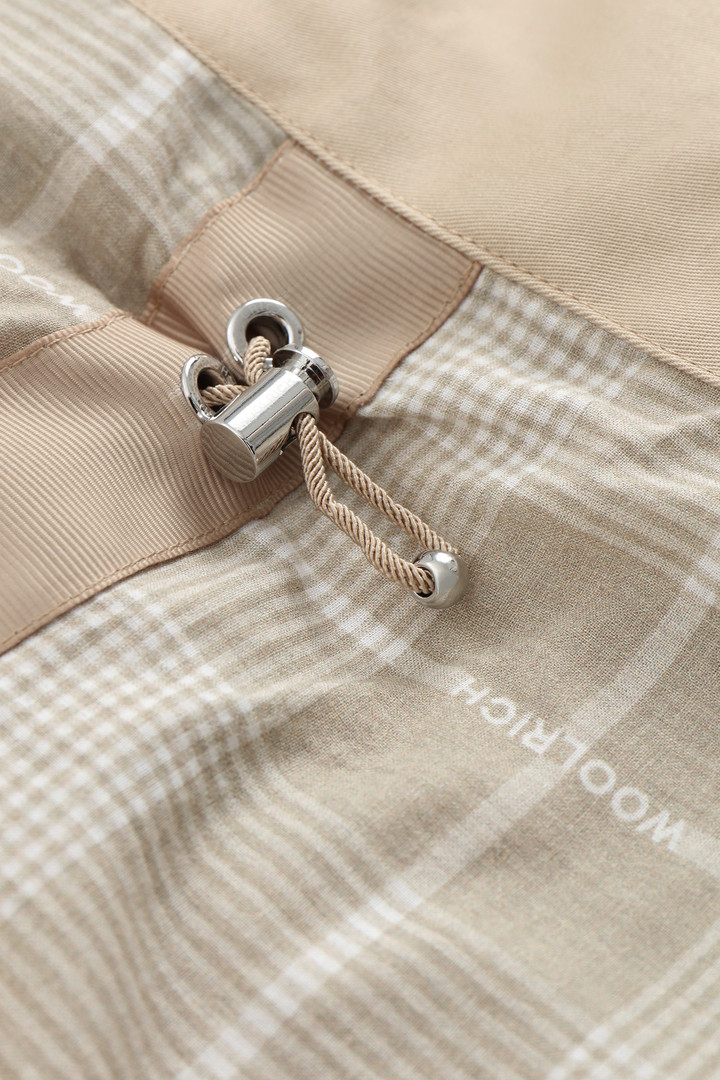Gabardina ligera Havice con forro estampado a cuadros beige photo 10 | Woolrich
