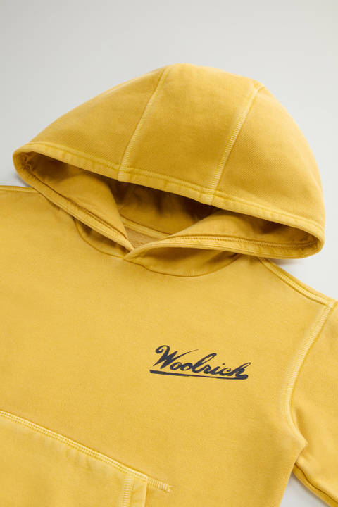 Garment-dyed Boys’ Hoodie in Pure Cotton Yellow photo 2 | Woolrich