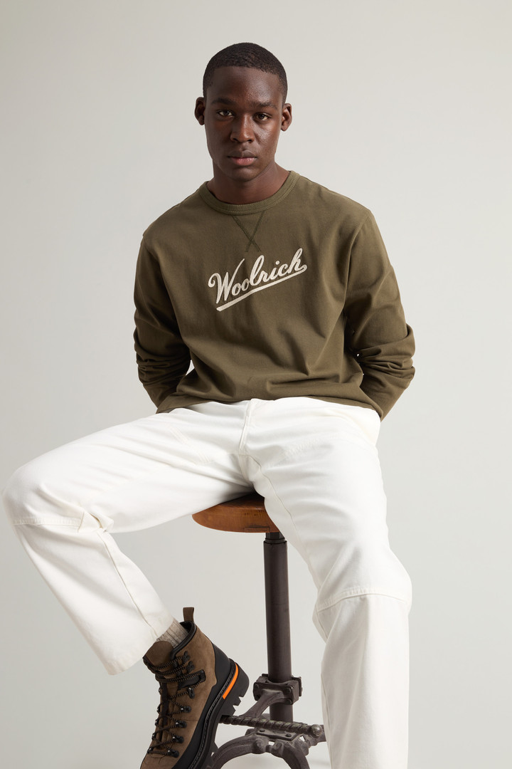 Pure Cotton Long-Sleeved T-Shirt with Embroidered Logo Green photo 4 | Woolrich